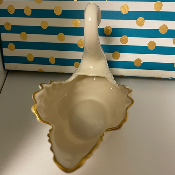Lenox swan trinket dish with gold trim - Picture 5 of 6